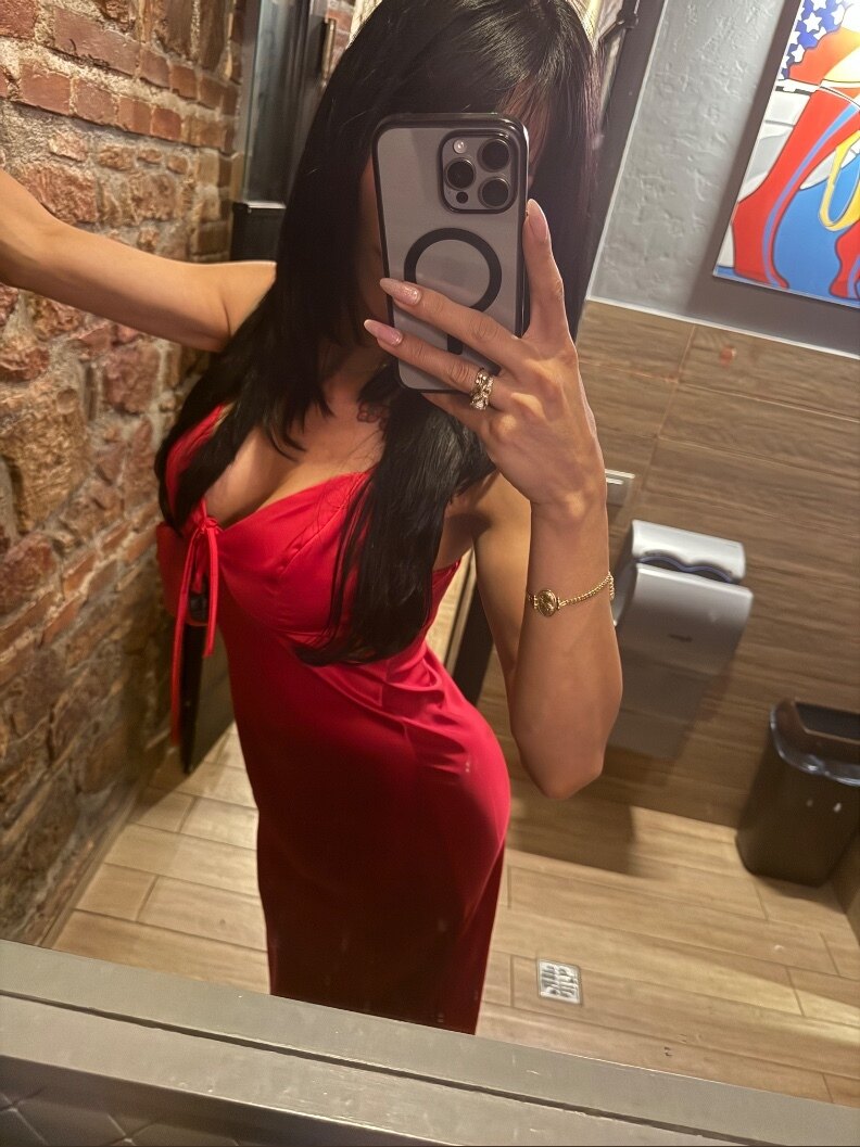 Alison Luna OnlyFans header