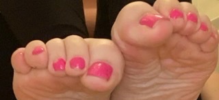 OnlyFeetDotComxox OnlyFans header