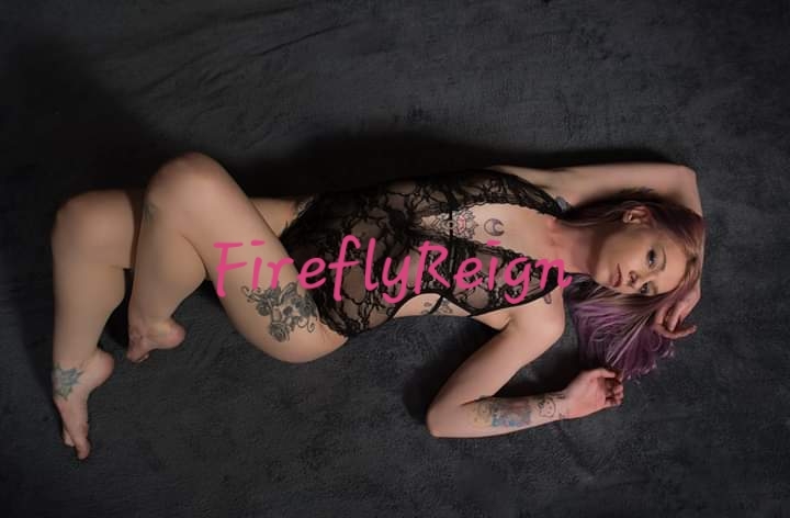 FireflyReign OnlyFans header