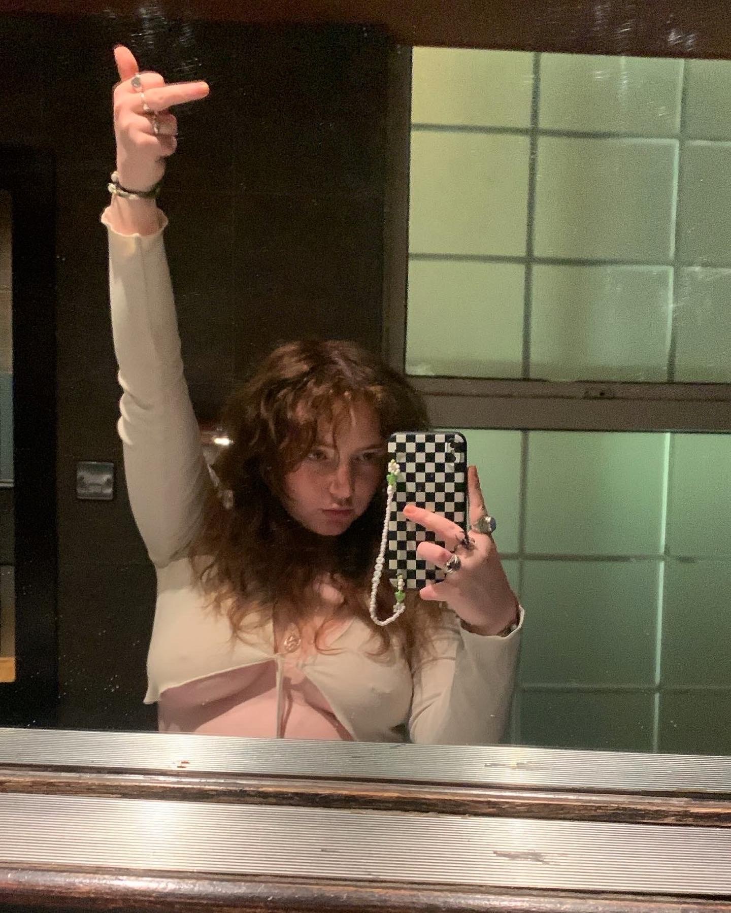 SHY BBY REDHEAD 🥺🫶🏻🧚🏼‍♀️🌸🍒🍑🦊 FOXY OnlyFans