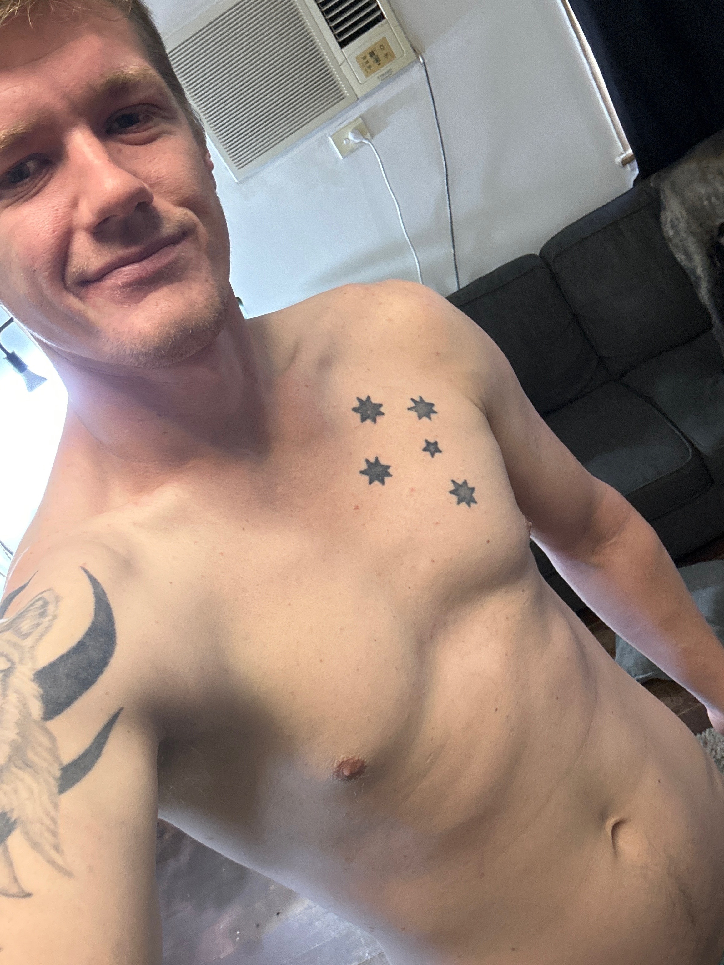 Troyza OnlyFans
