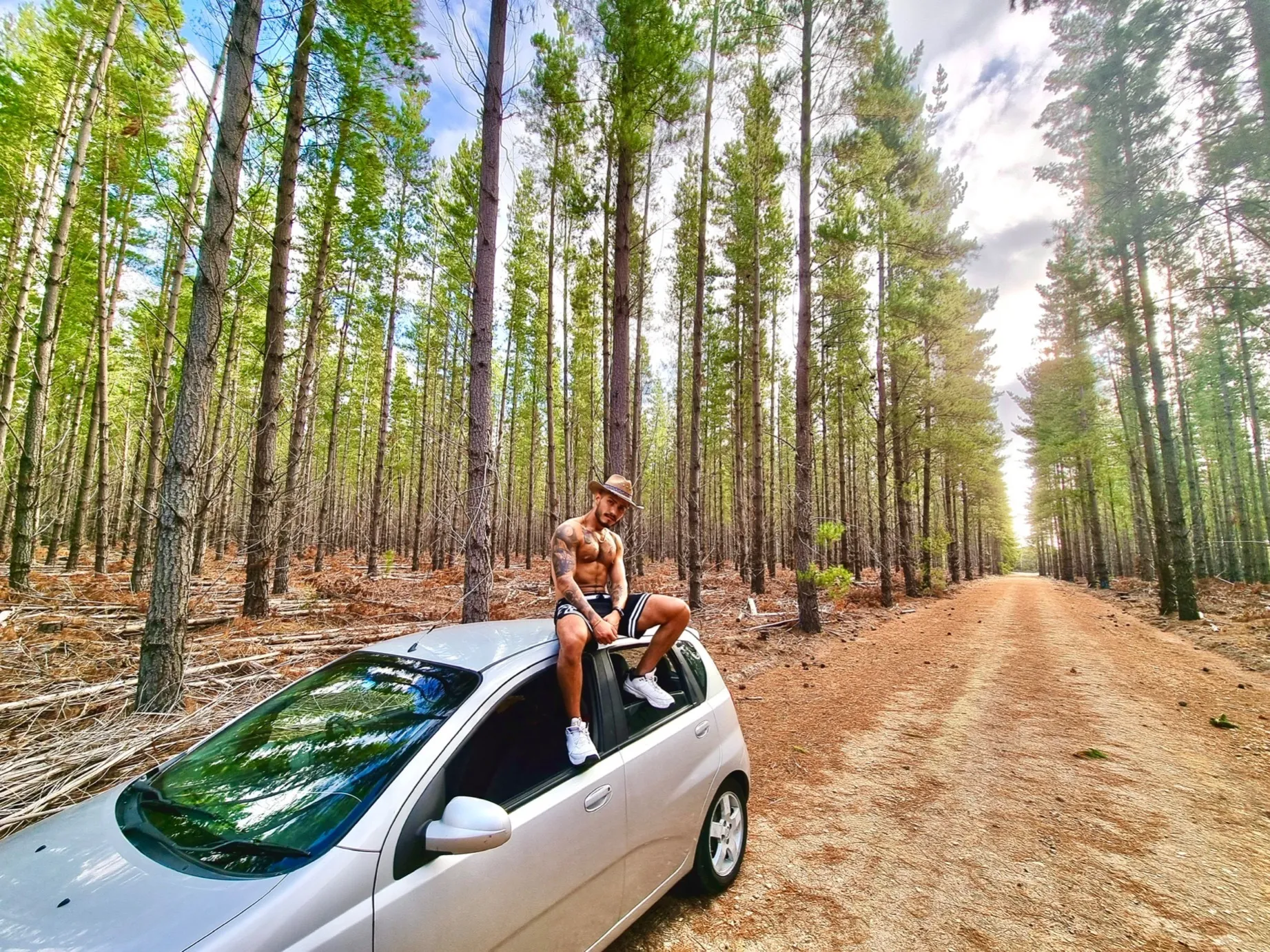 Julian Gio OnlyFans header