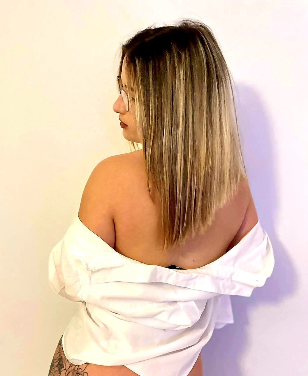 12 months of Leni OnlyFans