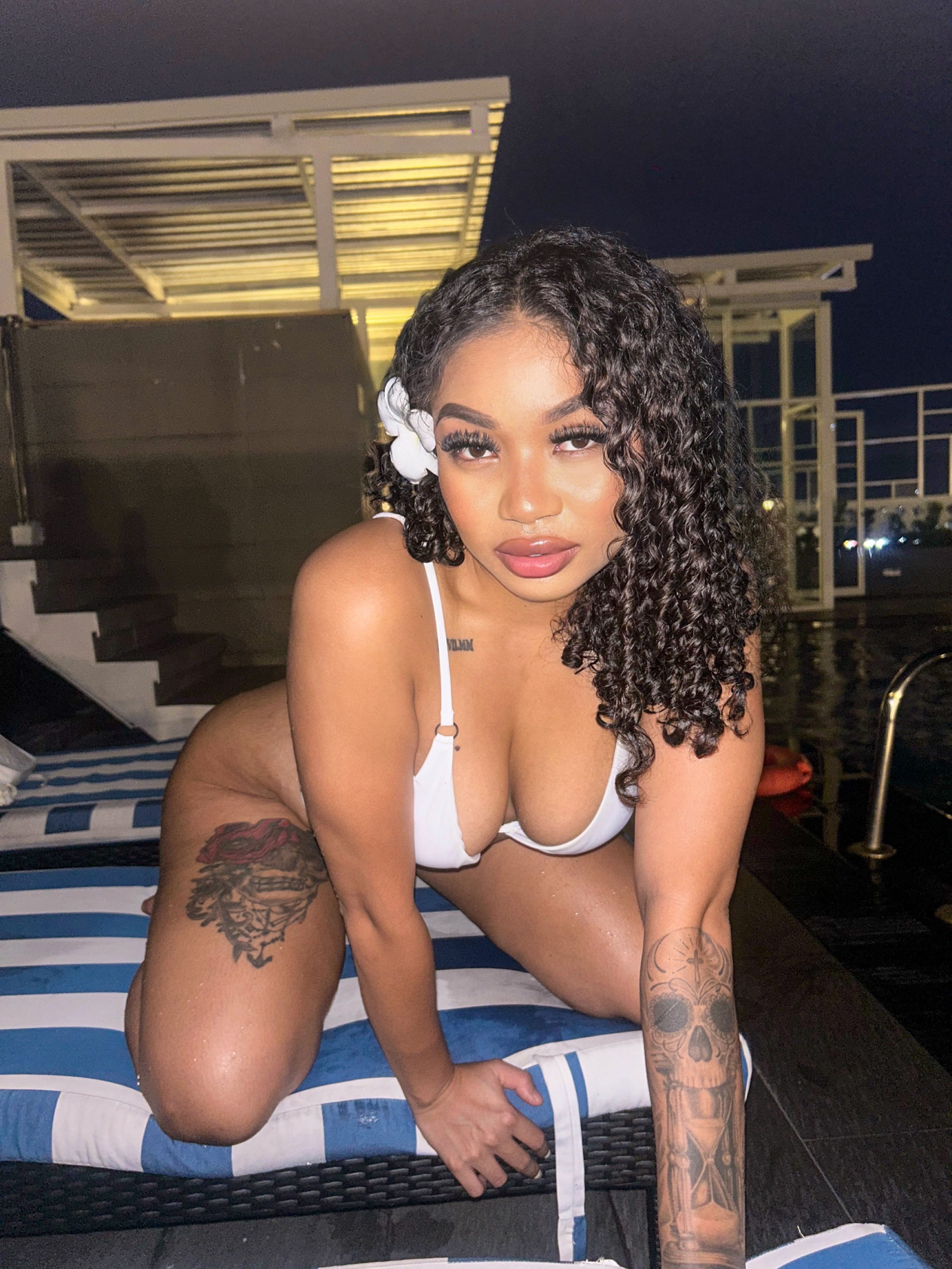 Free page Linda OnlyFans