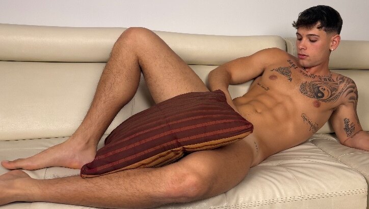 Luca Righini OnlyFans header