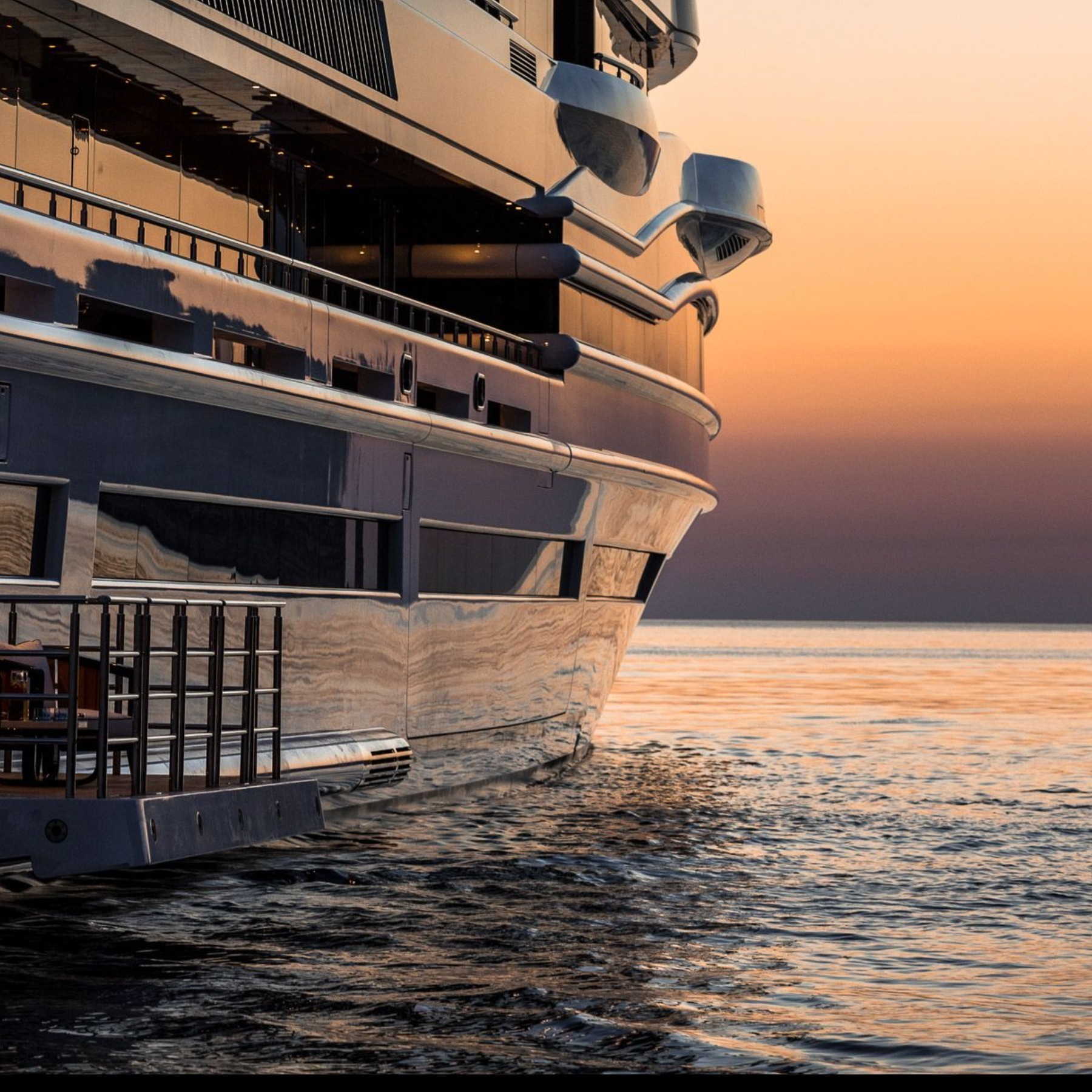 L Y A N OnlyFans header