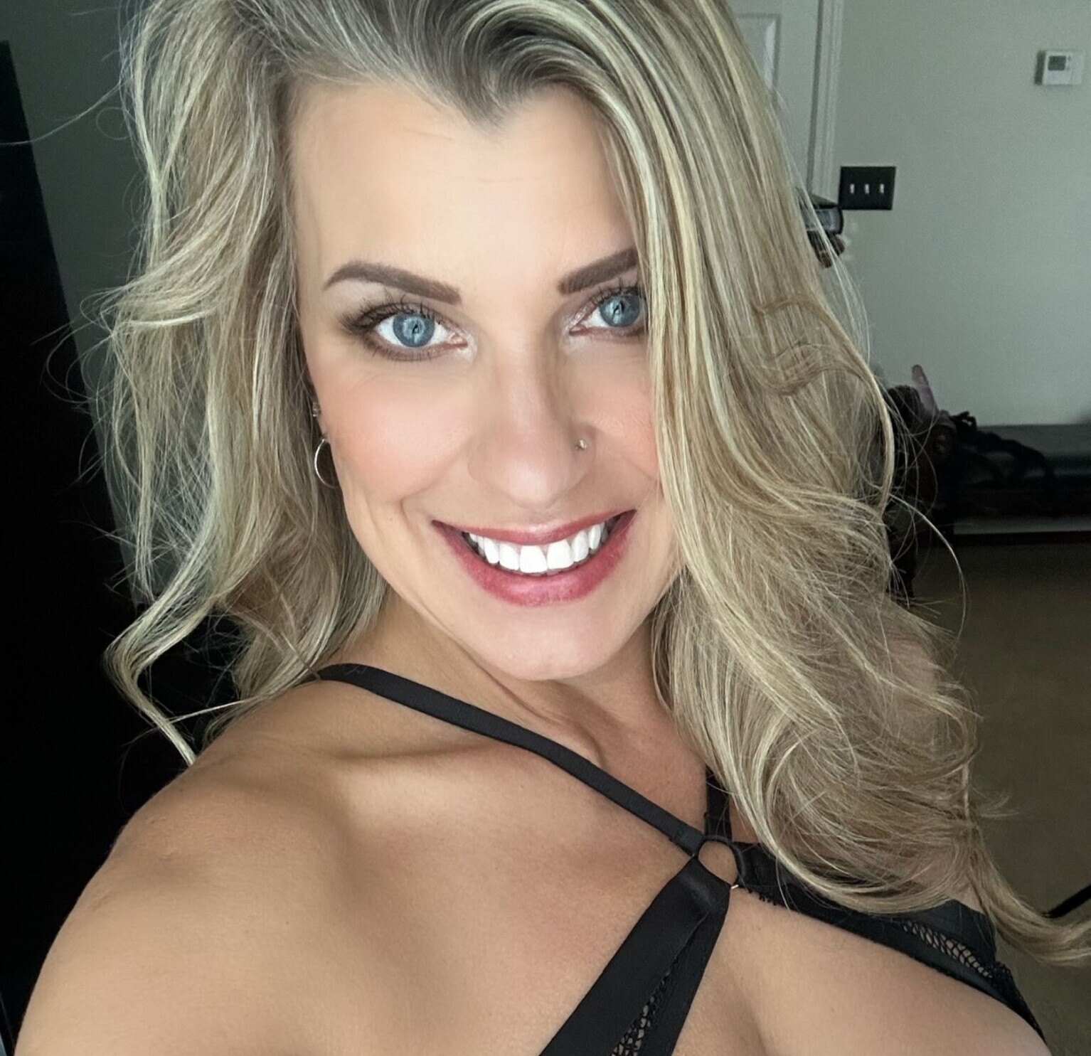 De Rae (ONLY Neat Bunny) OnlyFans