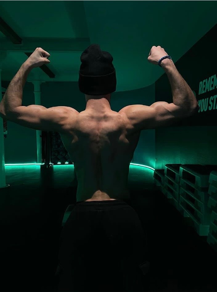 Niki brown OnlyFans header