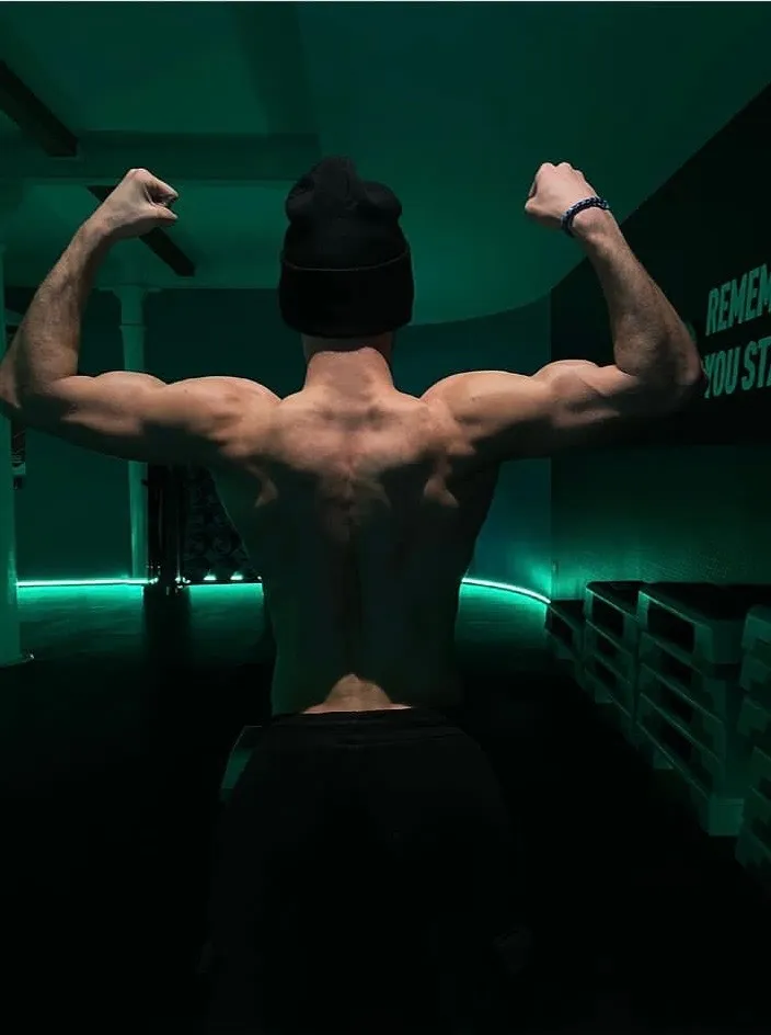 Niki brown OnlyFans header