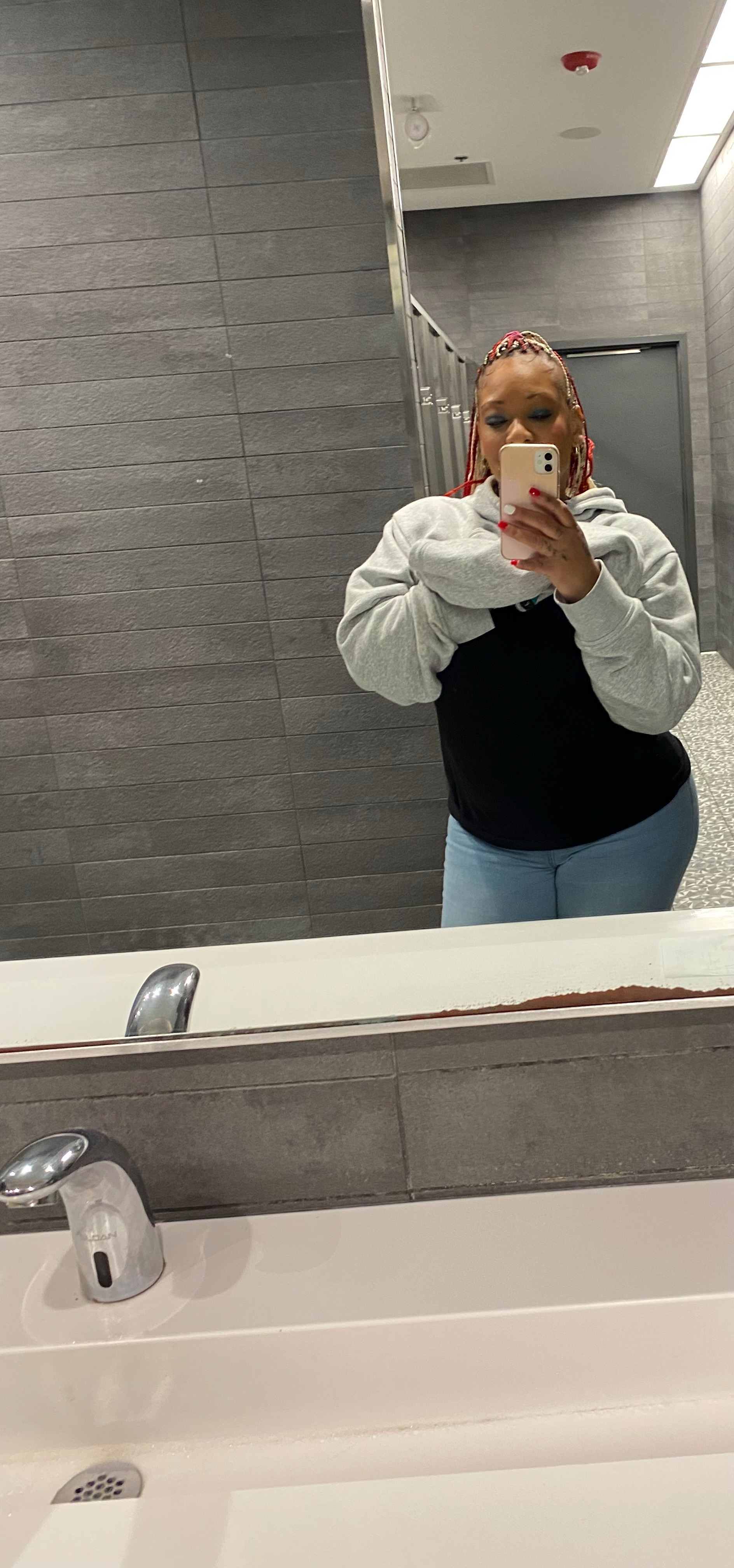 Araina OnlyFans header