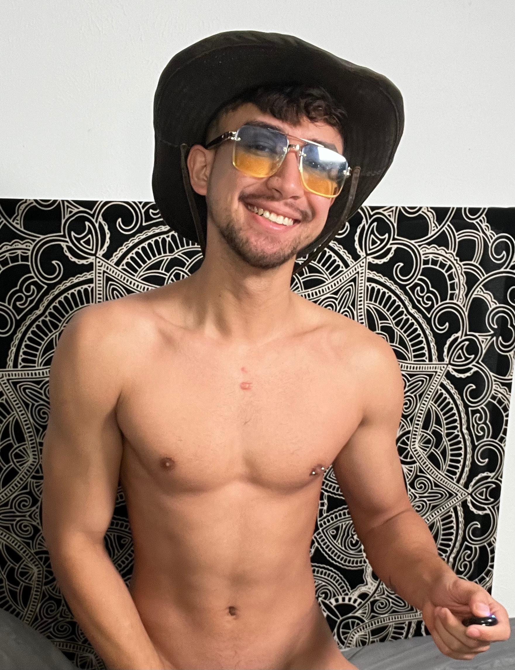 Scruffy Unhindged OnlyFans