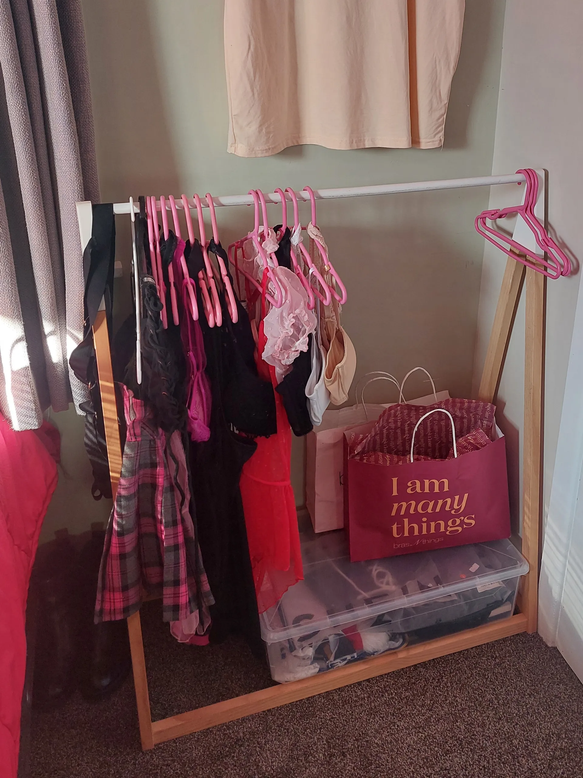 OnlyShopping OnlyFans header