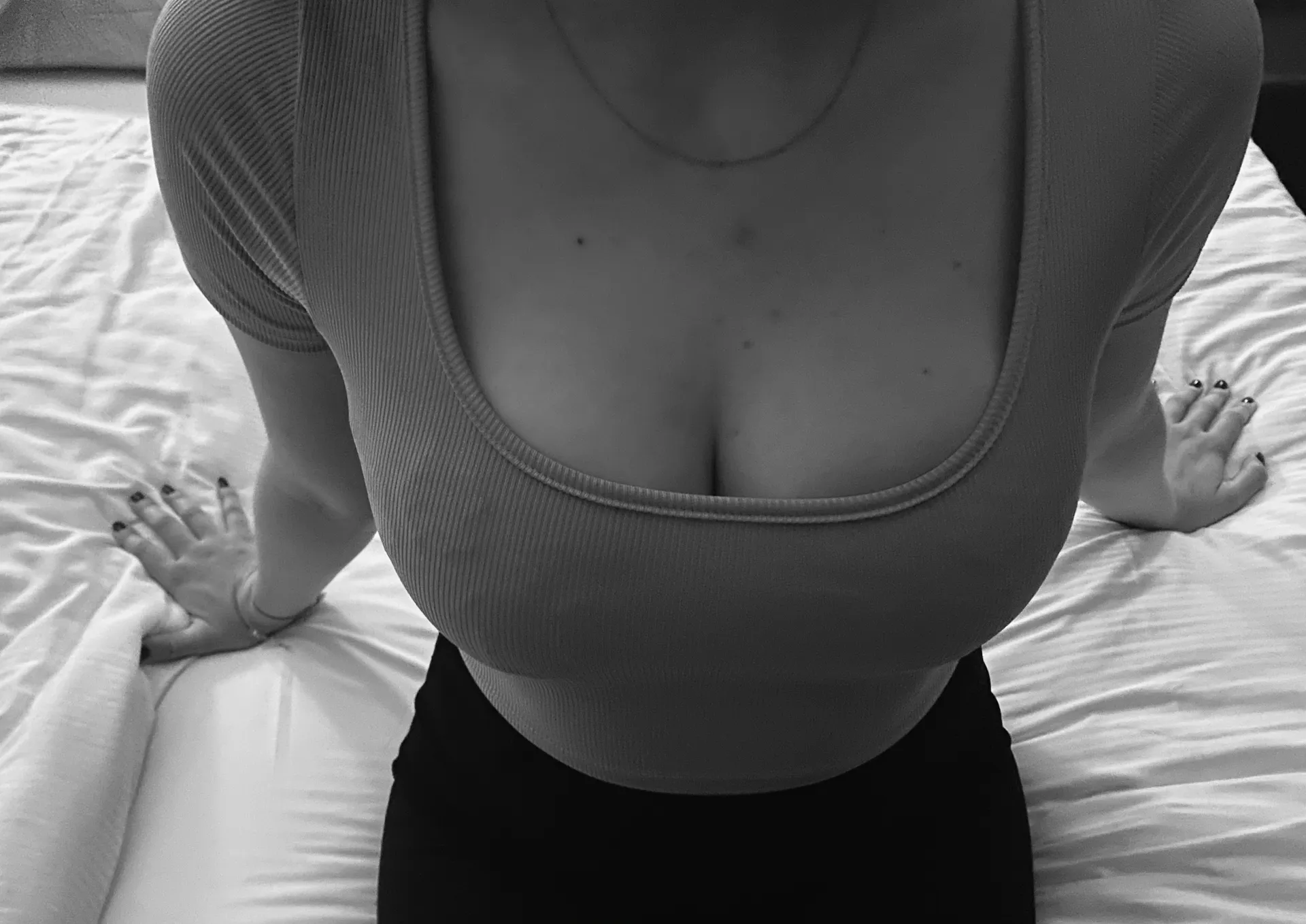 Lesley OnlyFans header