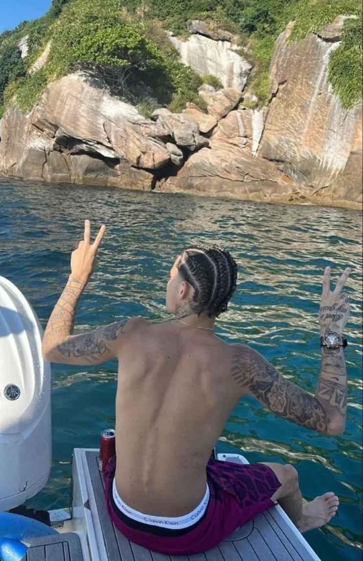 vitinhü 🏄🏻‍♂️ OnlyFans header