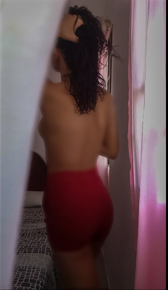 Olniña OnlyFans header