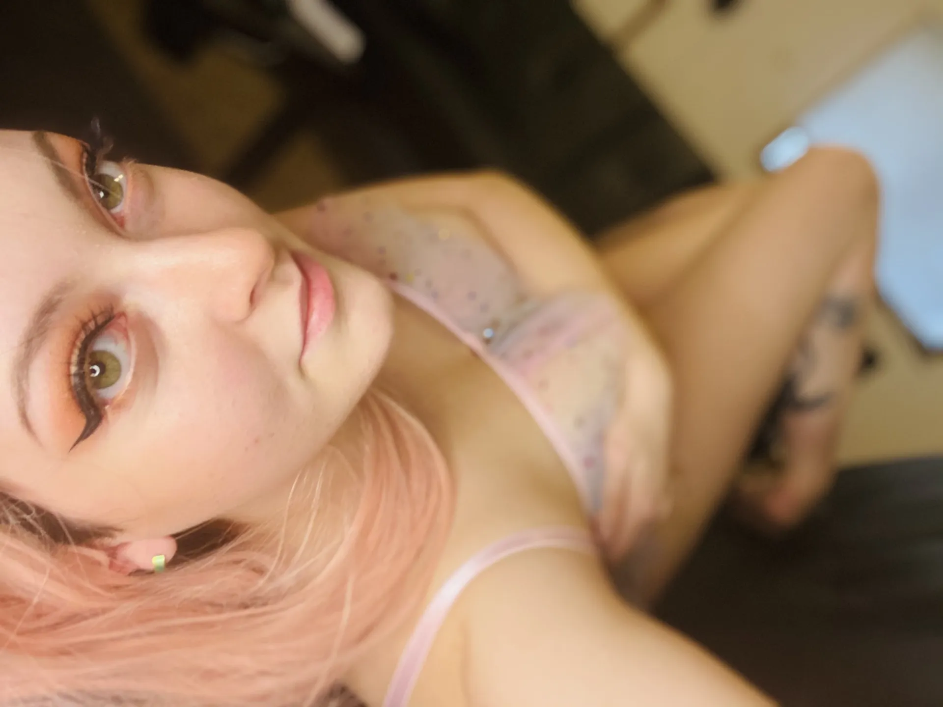 OpheliaOrgasms OnlyFans header