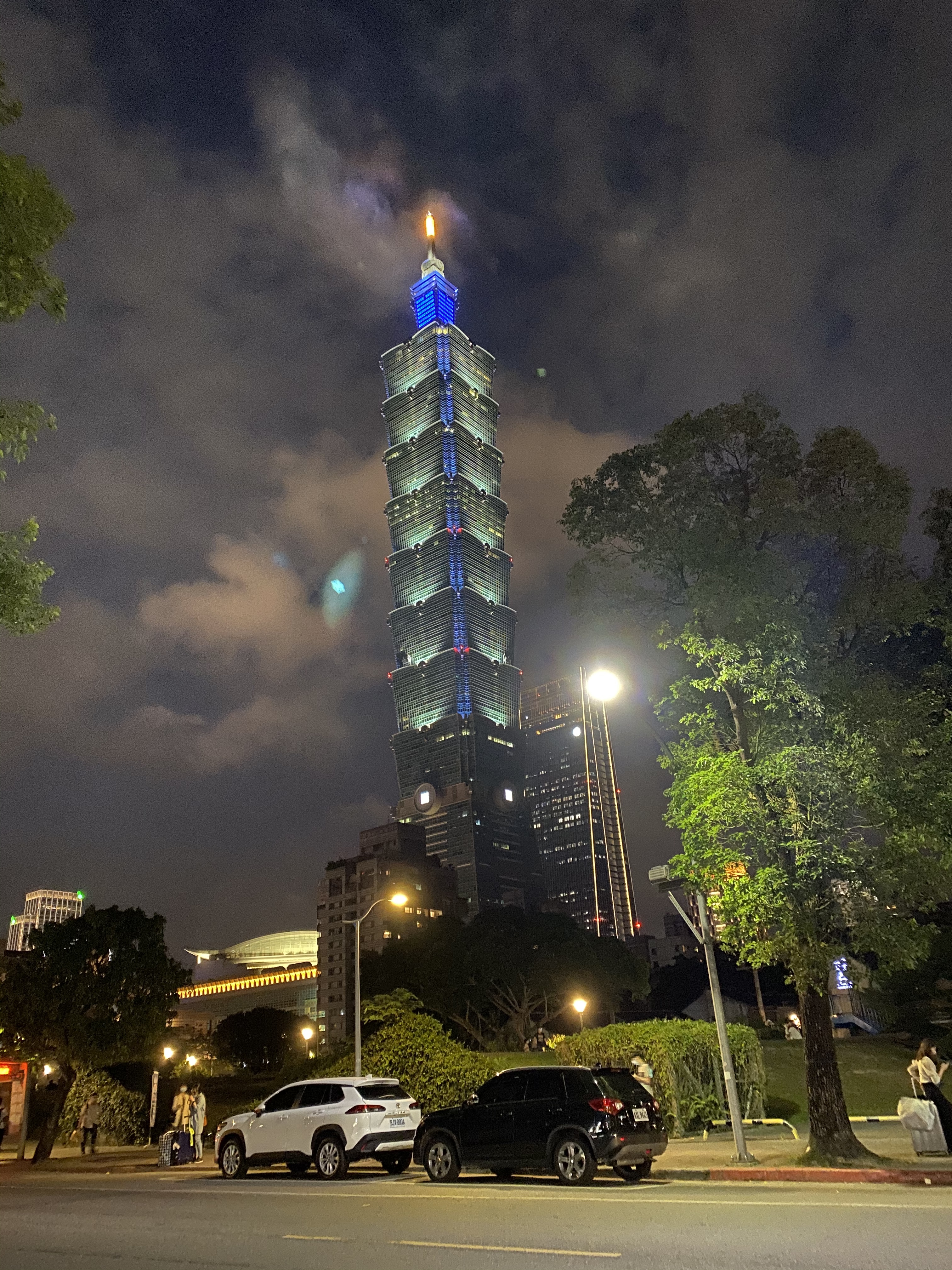 Ordinary man OnlyFans header