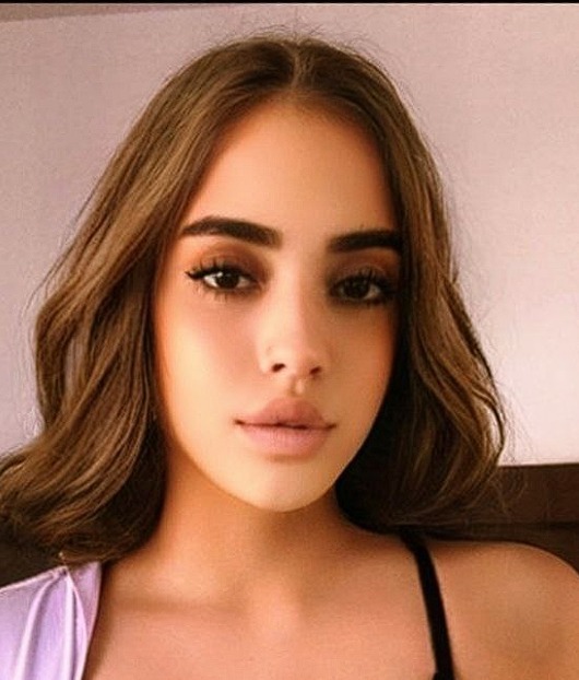 Oriana Oasis 🏝️ OnlyFans