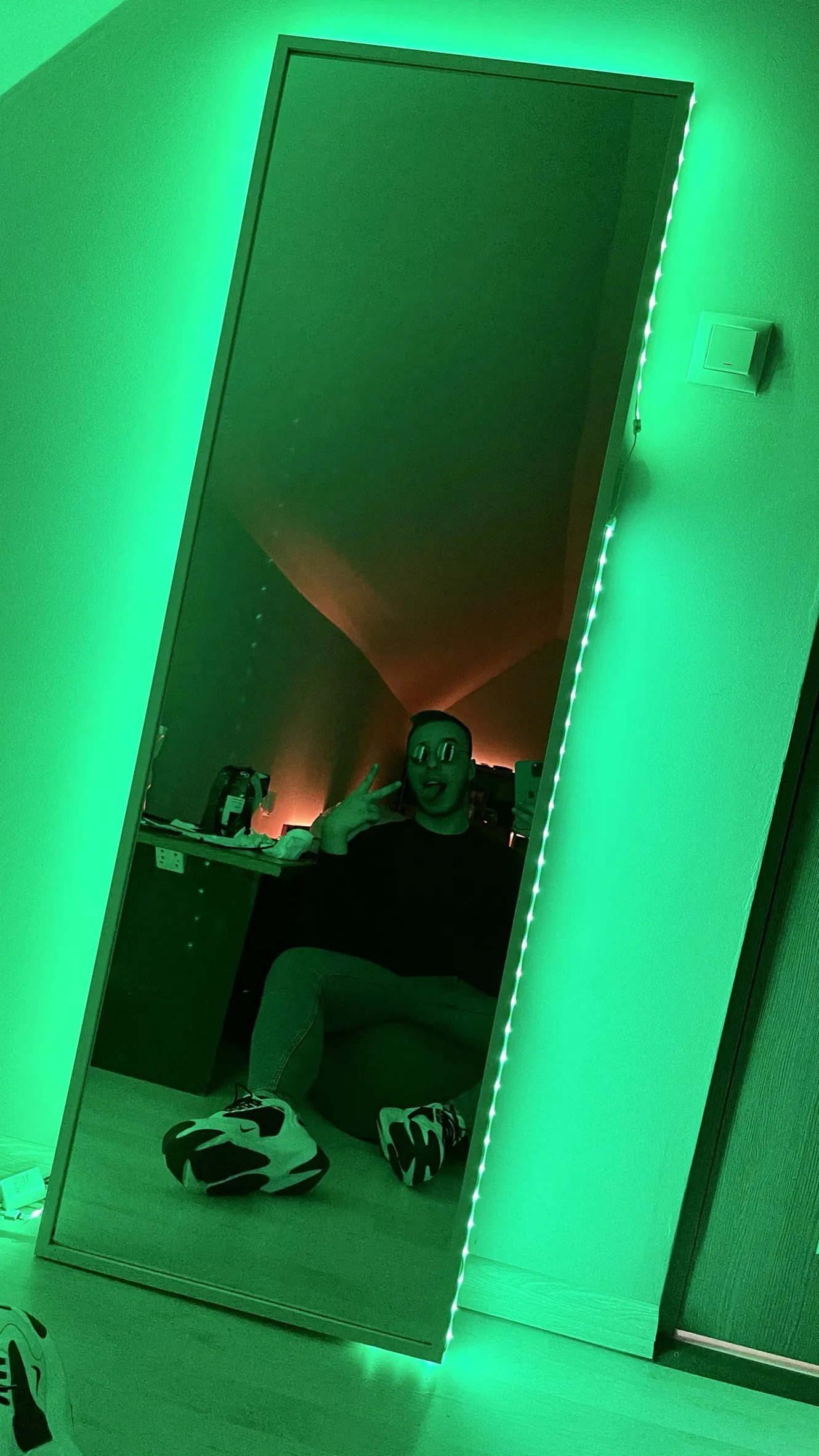 Orzi OnlyFans header