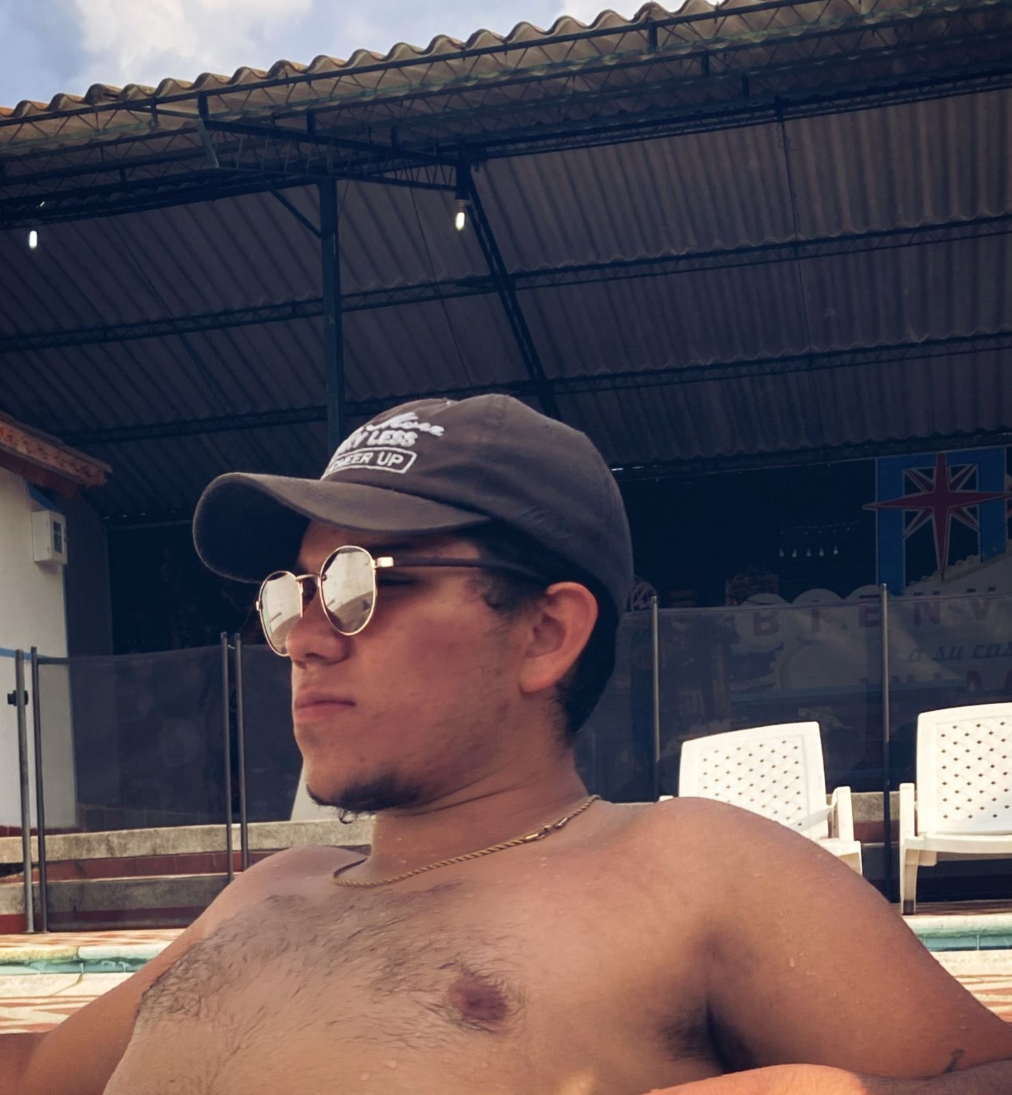 OSCAR DUEÑAS OnlyFans