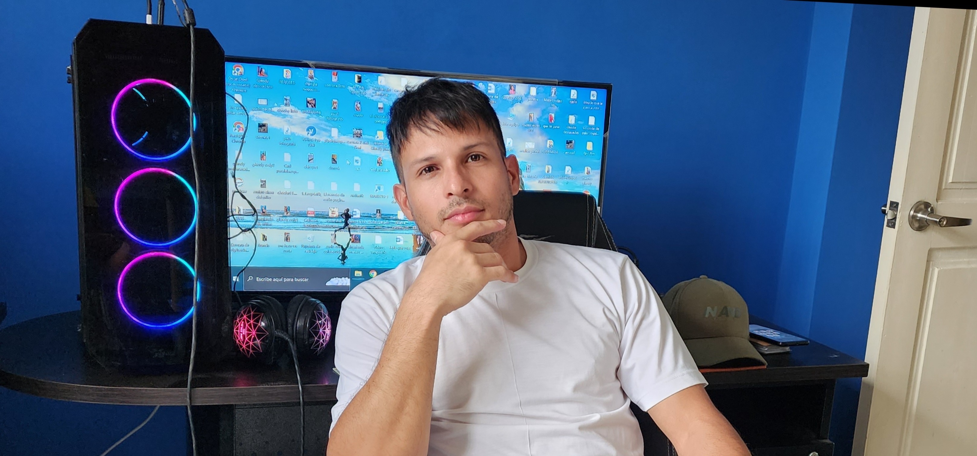 Oscar Flores OnlyFans header