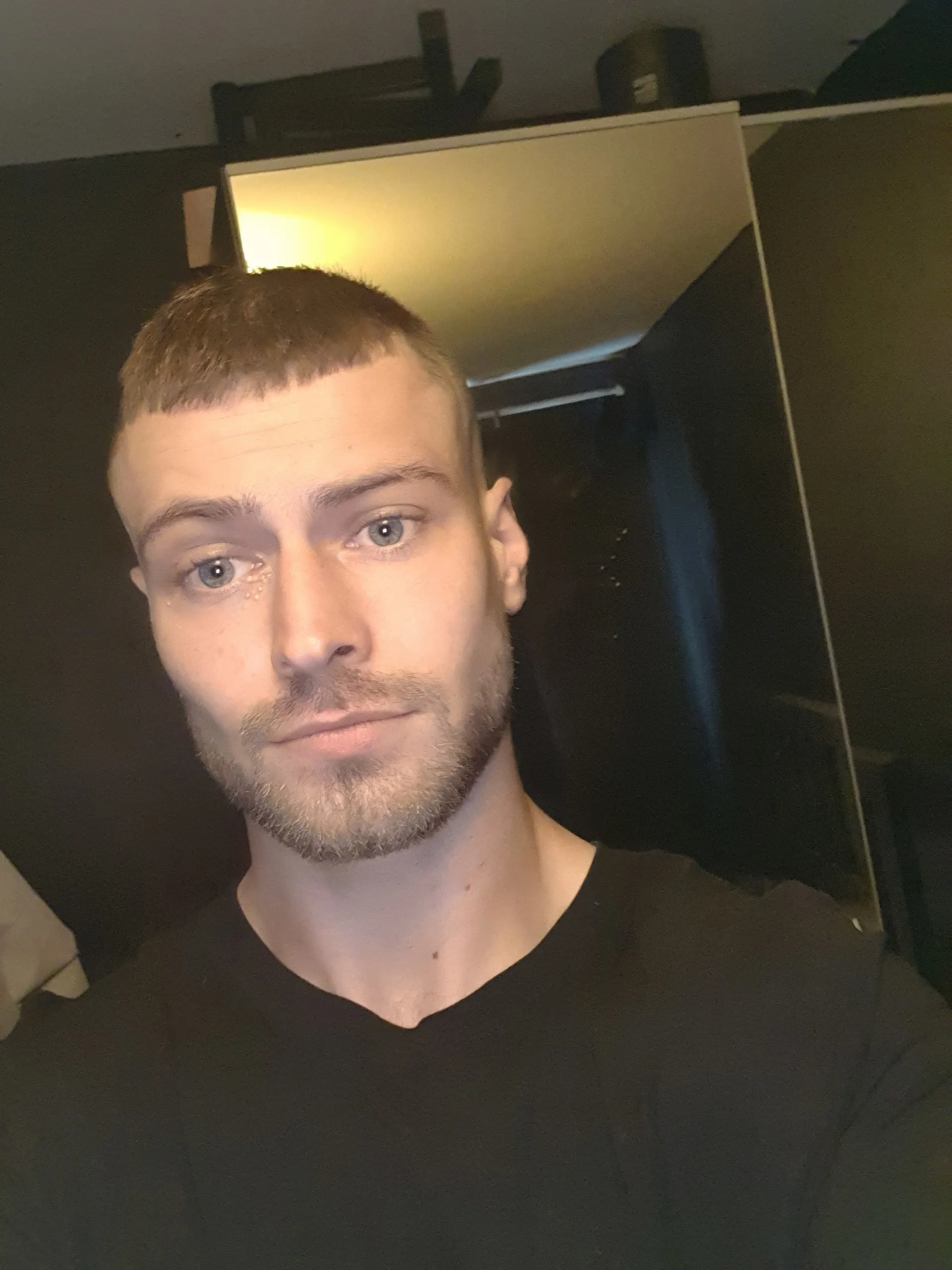 D scim OnlyFans header