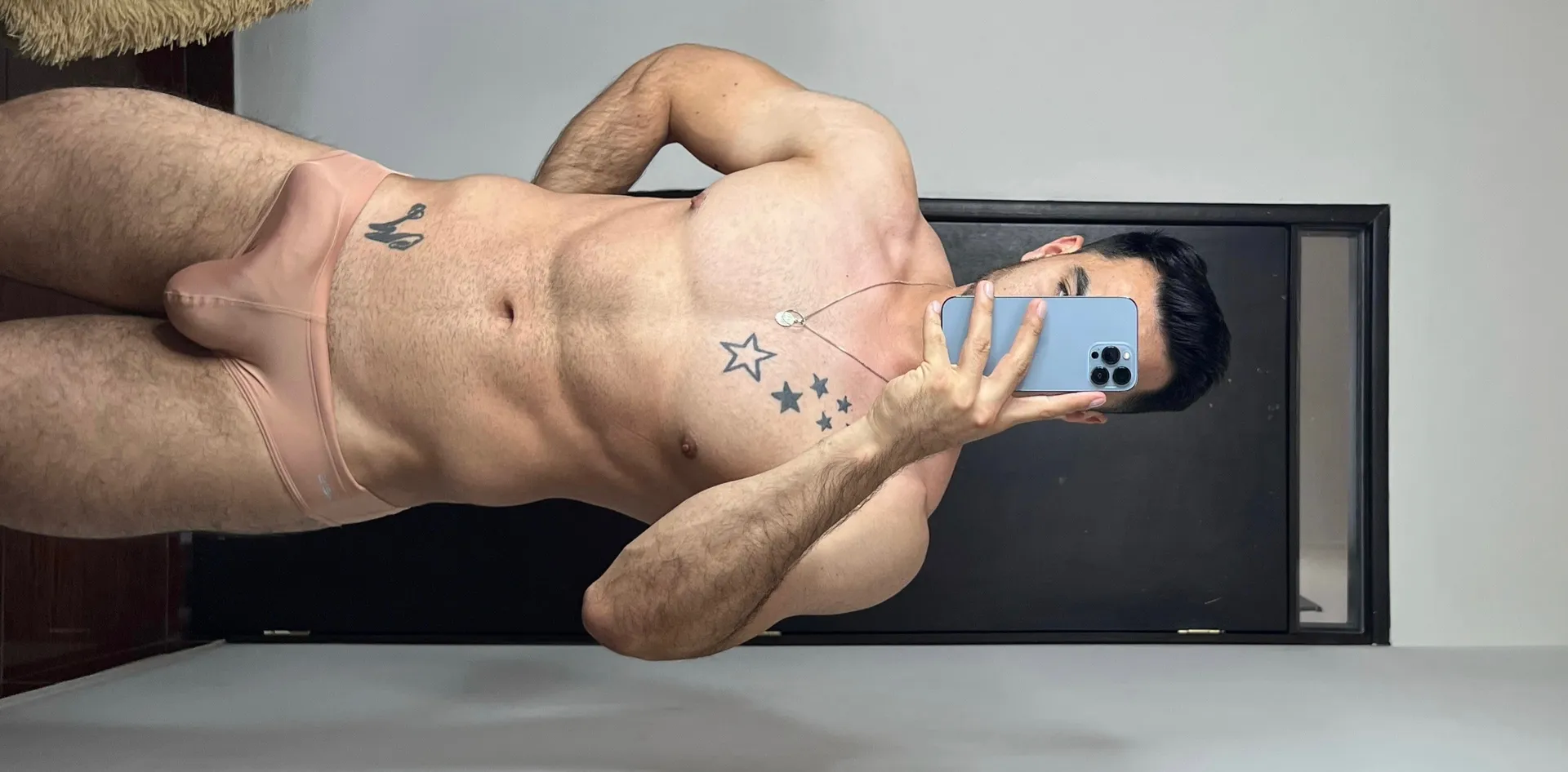 Oscar patiño OnlyFans header