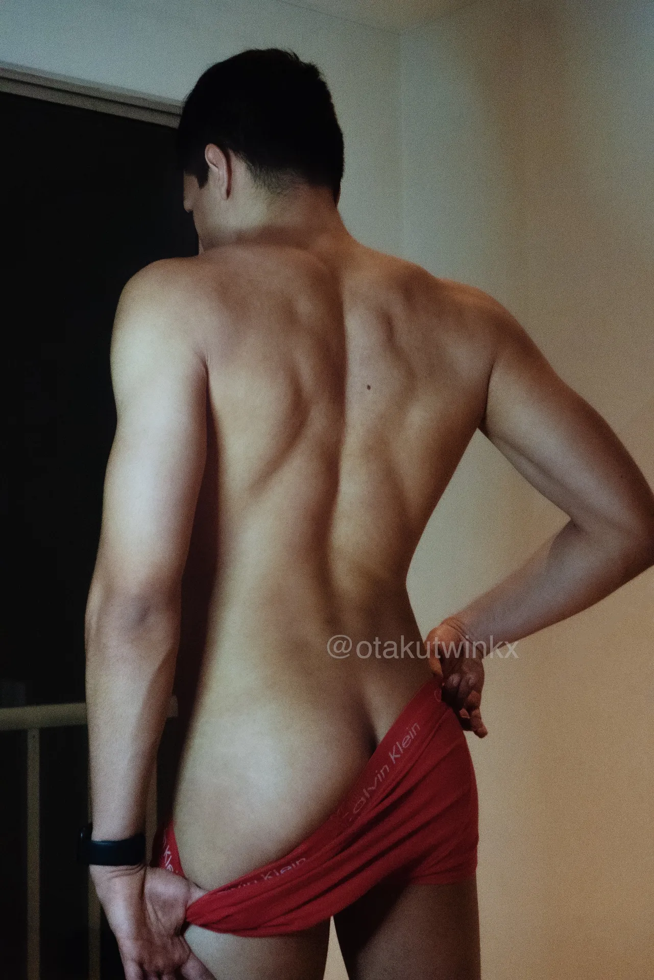 otaku twink