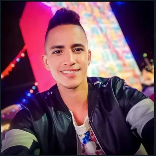 𝒐𝒘𝒆𝒆𝒏_𝒓𝒐𝒃𝒆𝒓𝒕𝒔