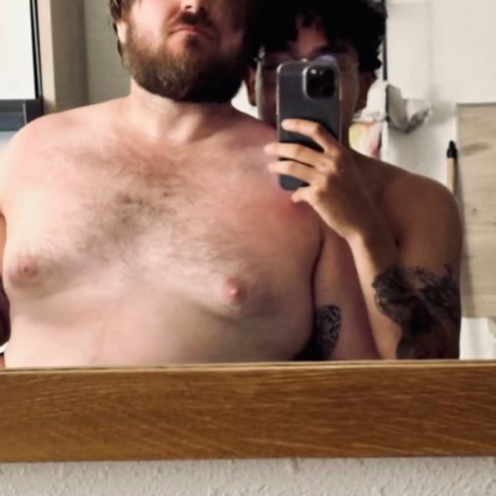 Frenchy + Ozzy 🥖🦘