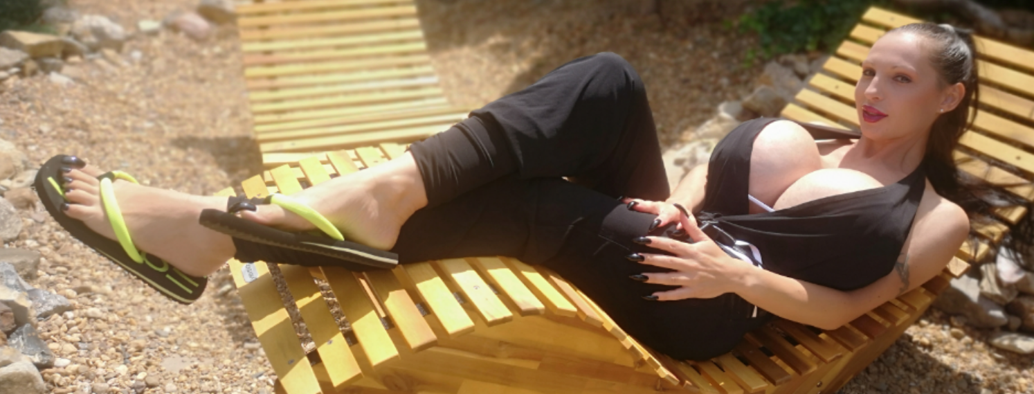 Penelope Black Diamond OnlyFans header