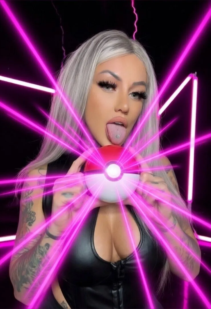 Nova Shade OnlyFans profile picture