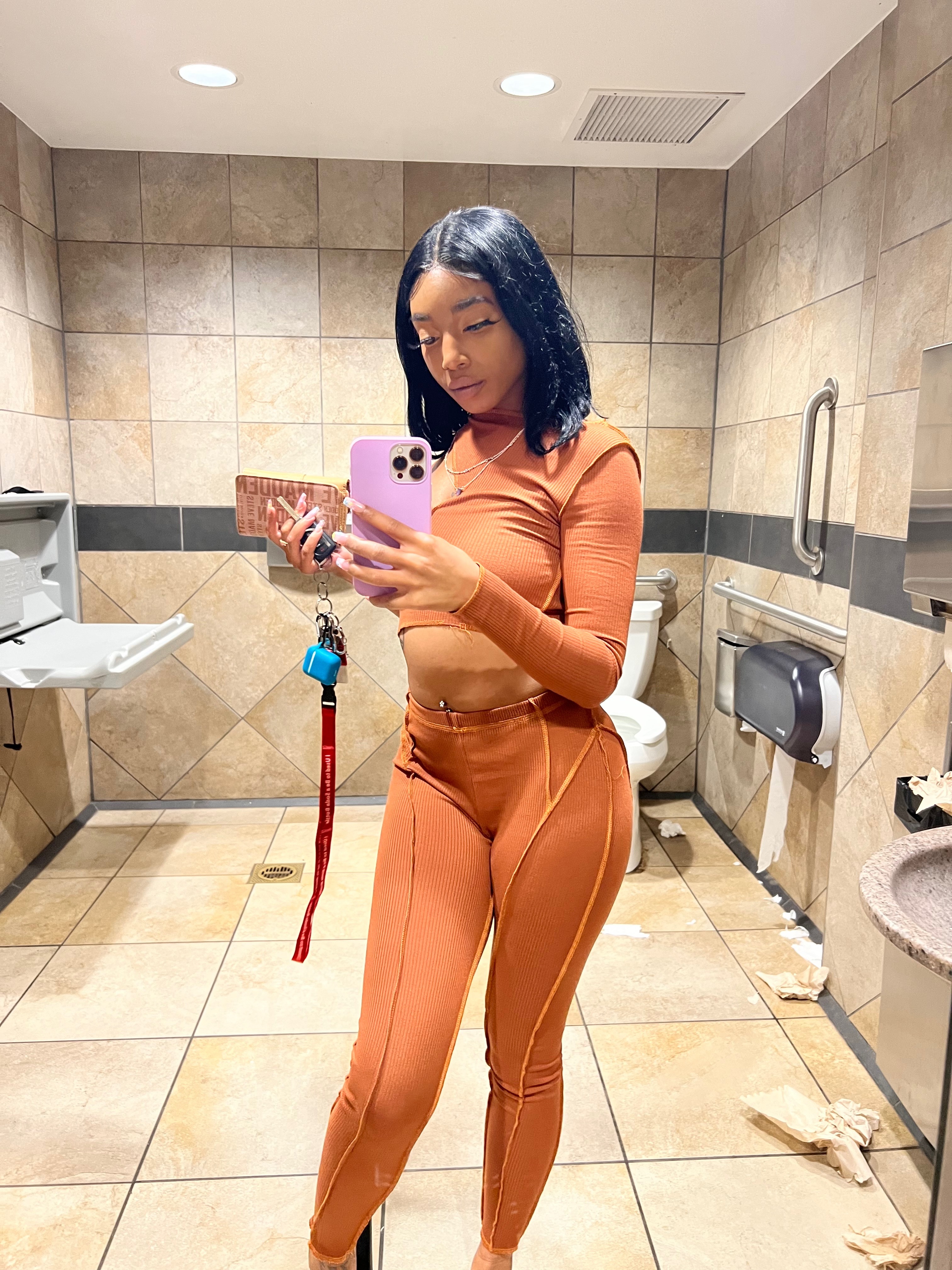 Come and Seee OnlyFans