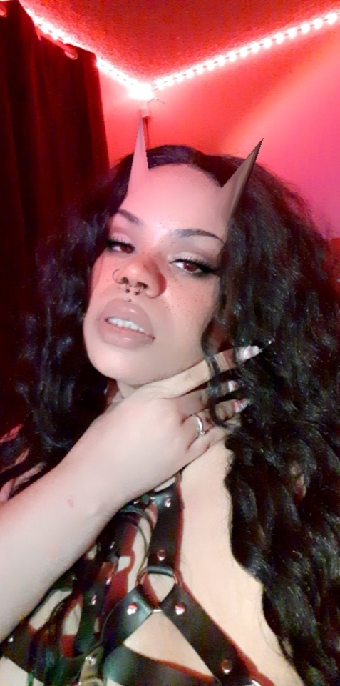 Henny Queen OnlyFans