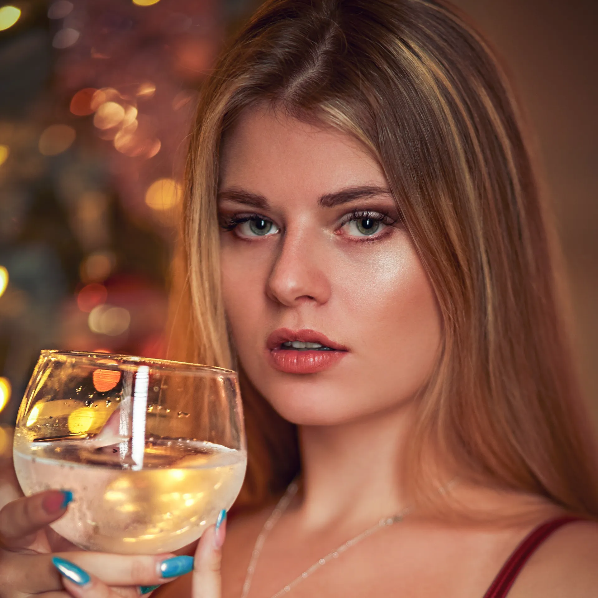 Rheia 🦋Sexy College Girl 🍑 Sexting Queen