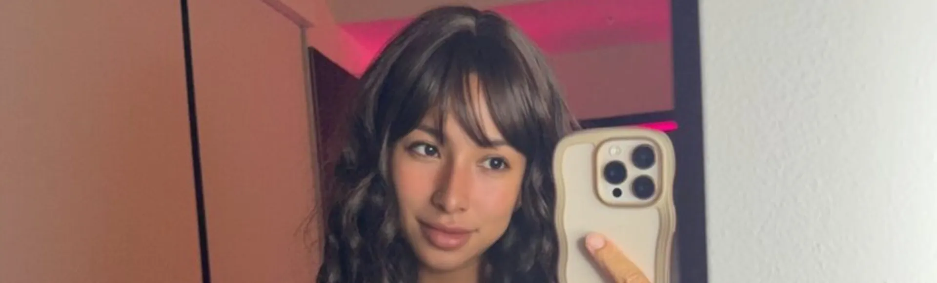 Riley Swift OnlyFans header