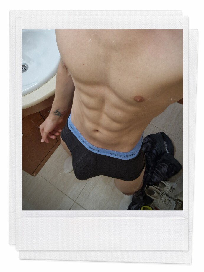 Free page 💙 OnlyFans header