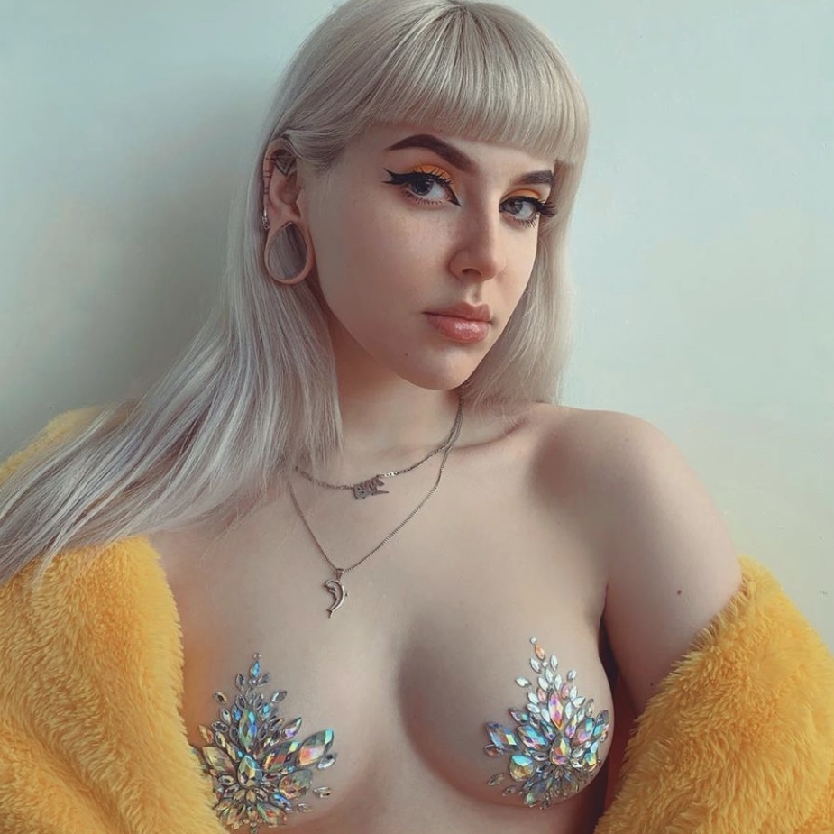 Salvia Tate OnlyFans