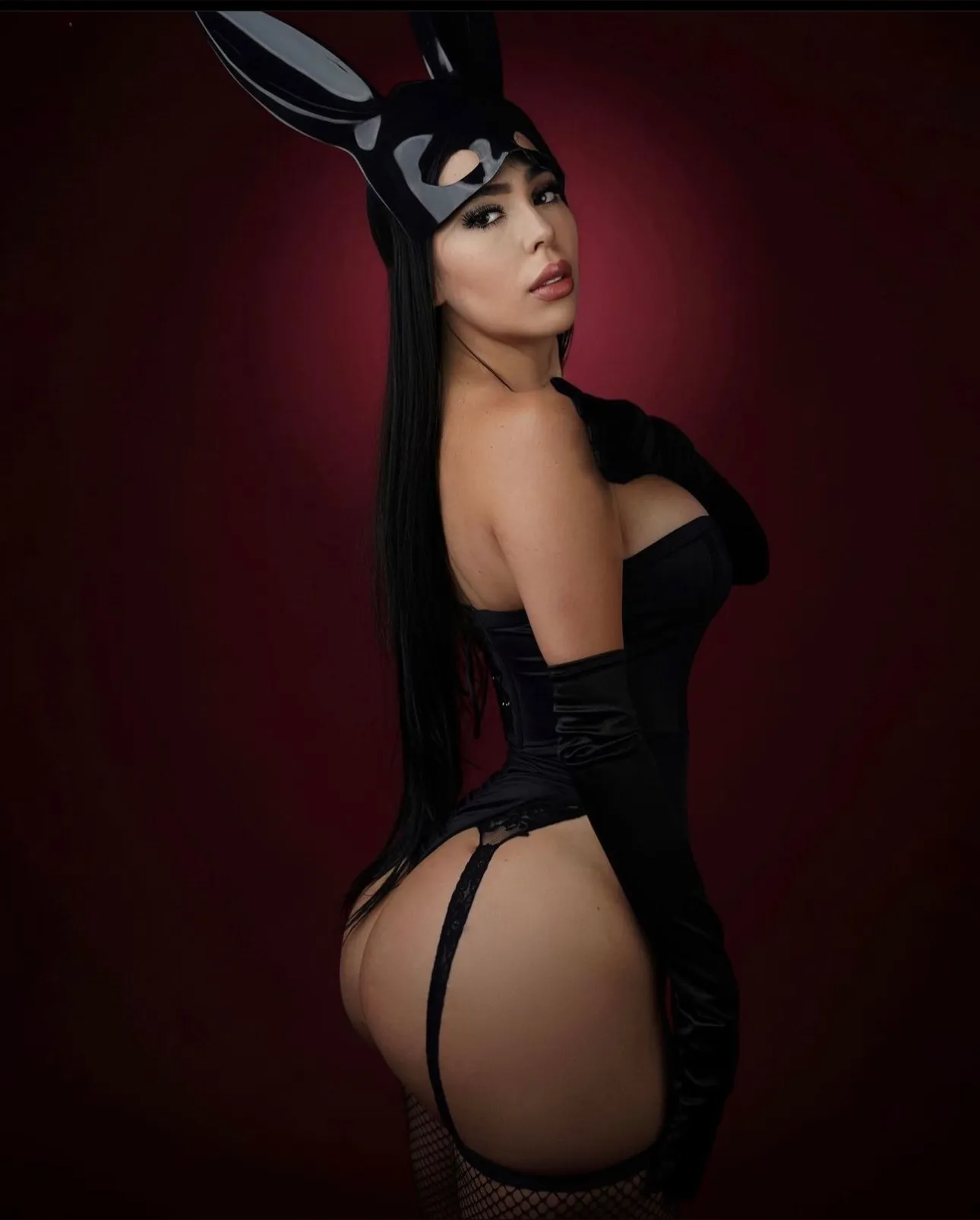 Sara OnlyFans header