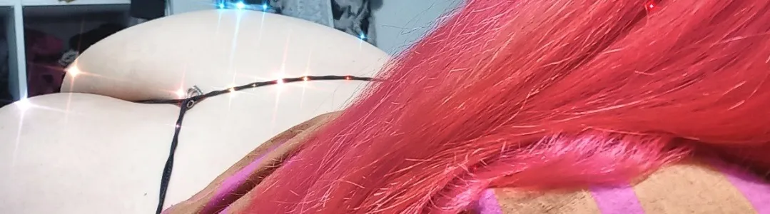 Sasha Crimson OnlyFans header