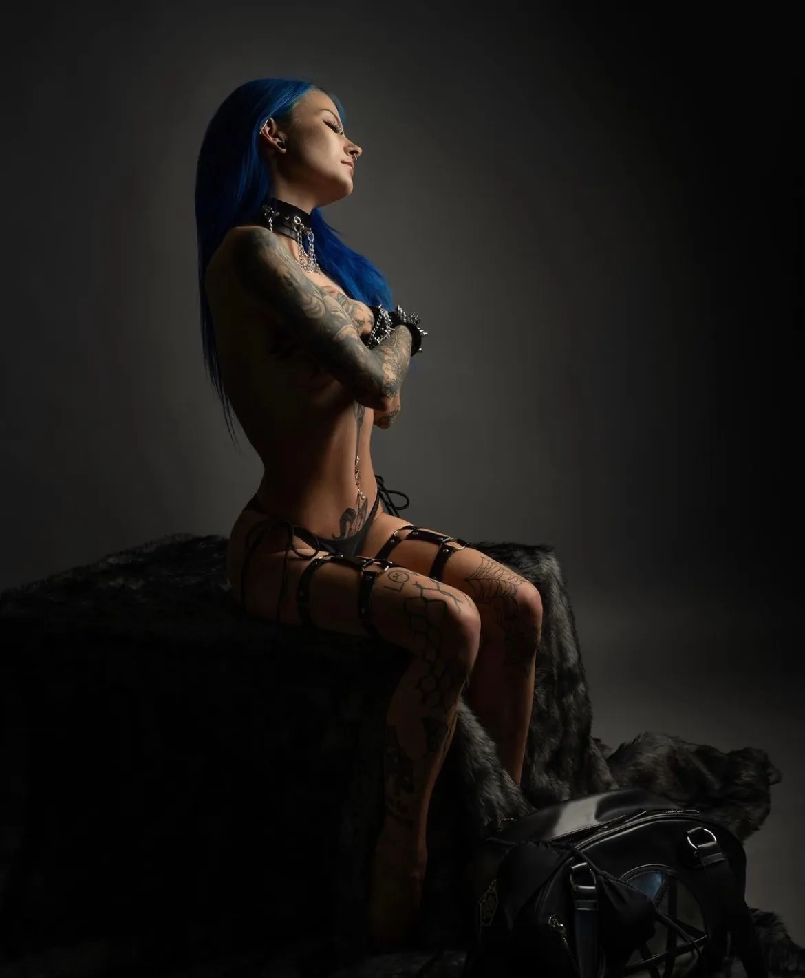 Justine OnlyFans header