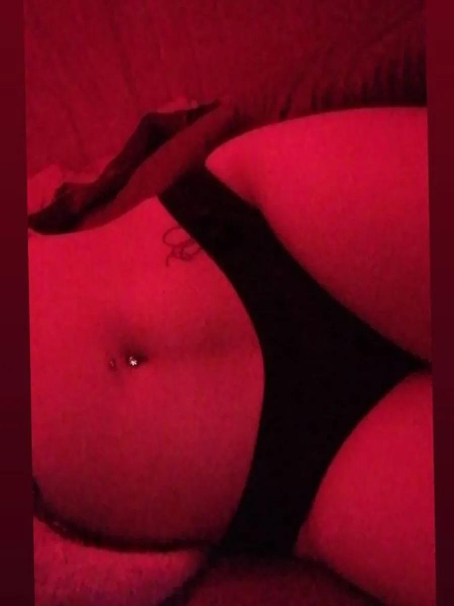 Savka Flores OnlyFans header