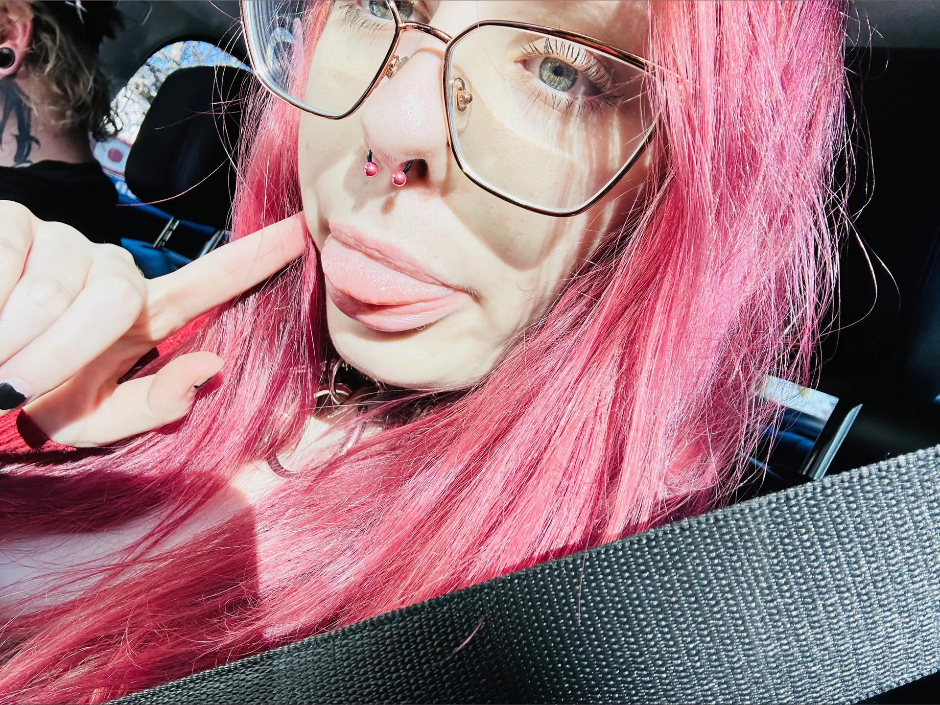 alyx OnlyFans header