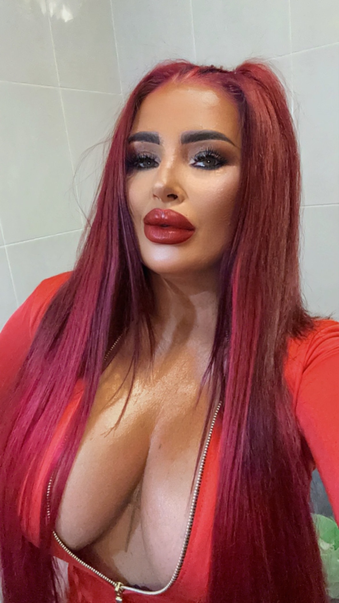 Beea..brunetasexy OnlyFans