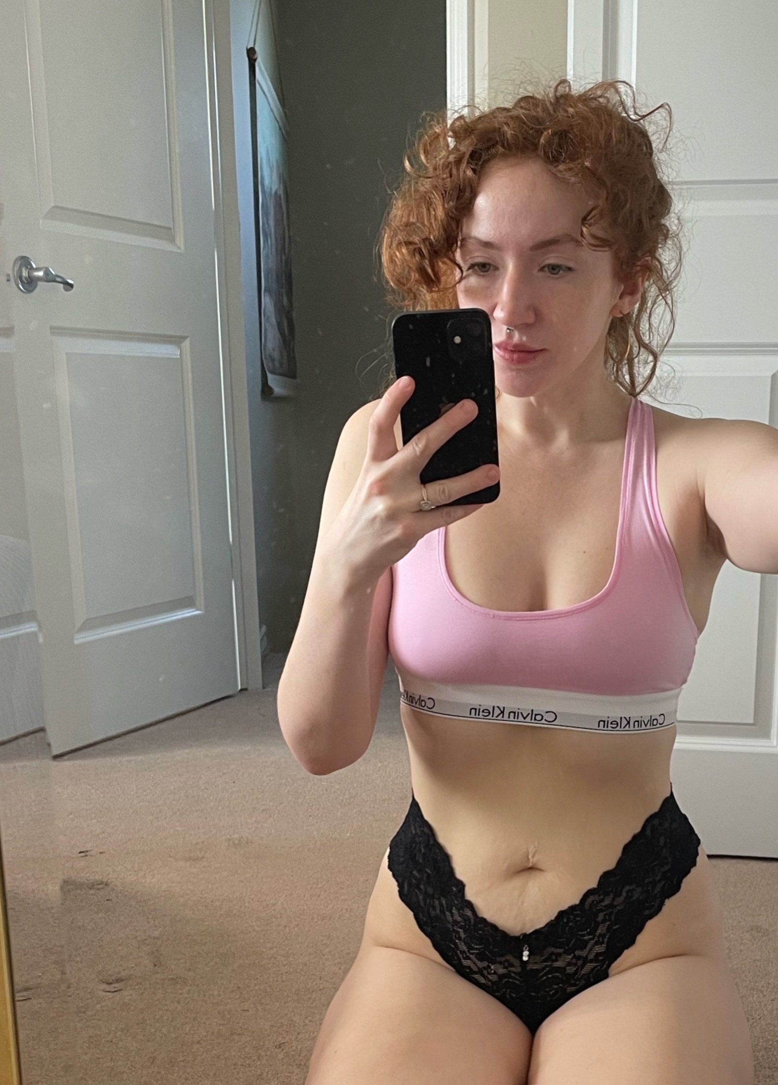 sexyshmexie OnlyFans