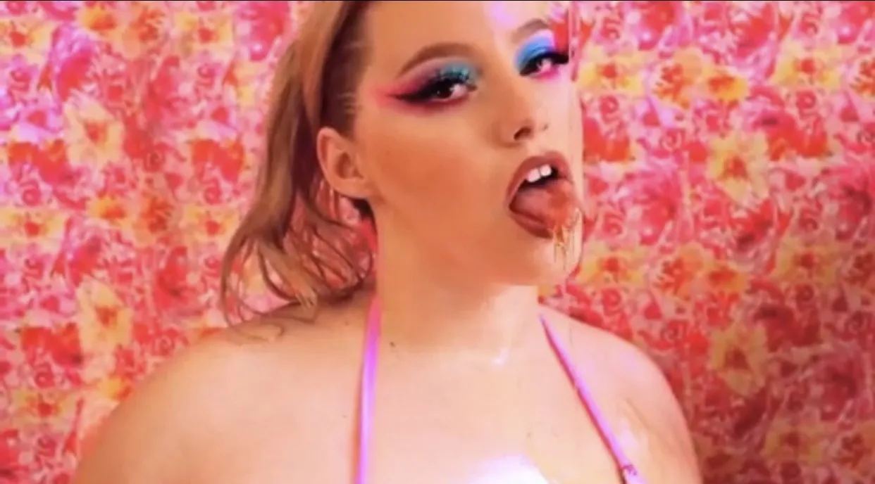 Lil Snow cake OnlyFans header