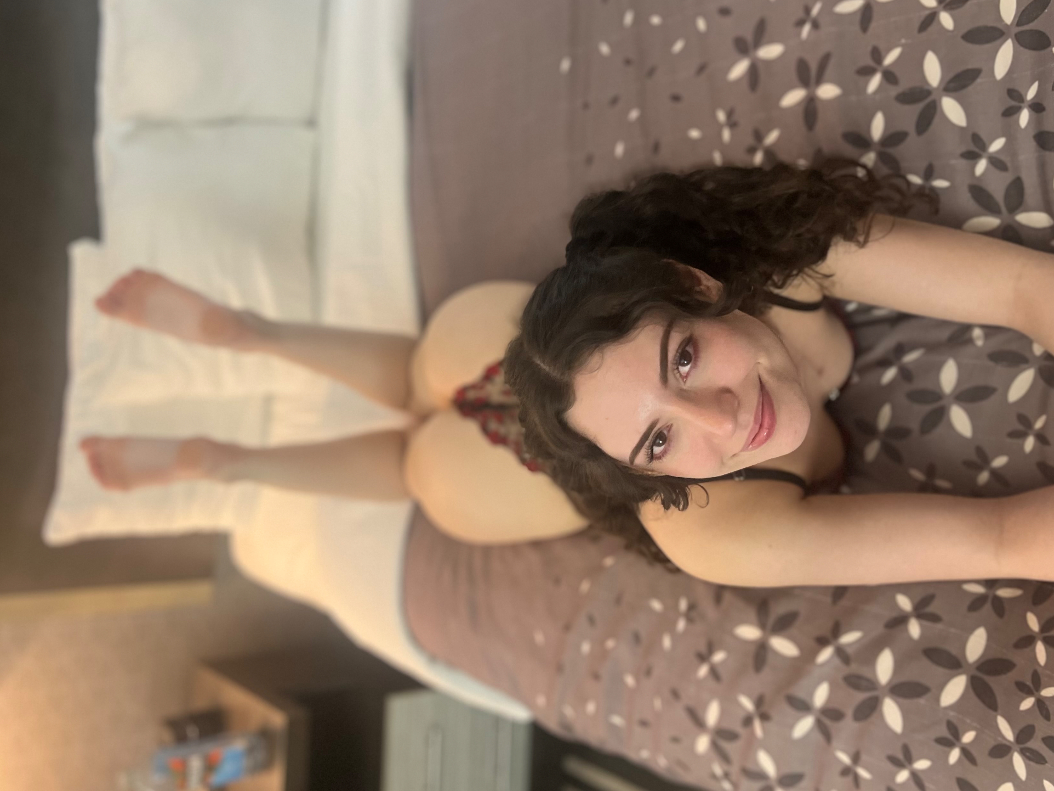 Stella Violet OnlyFans header