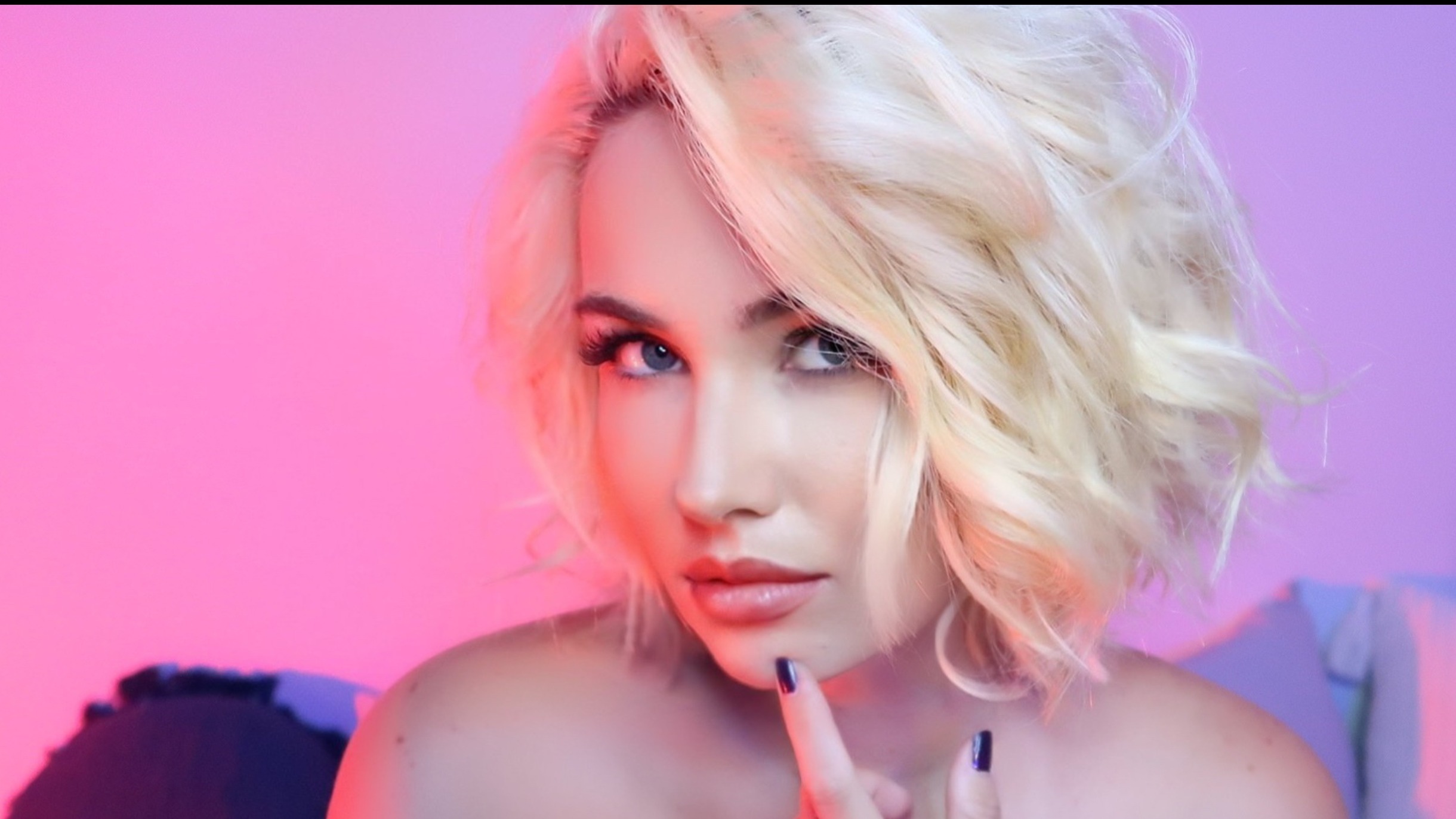 Stepanka OnlyFans header