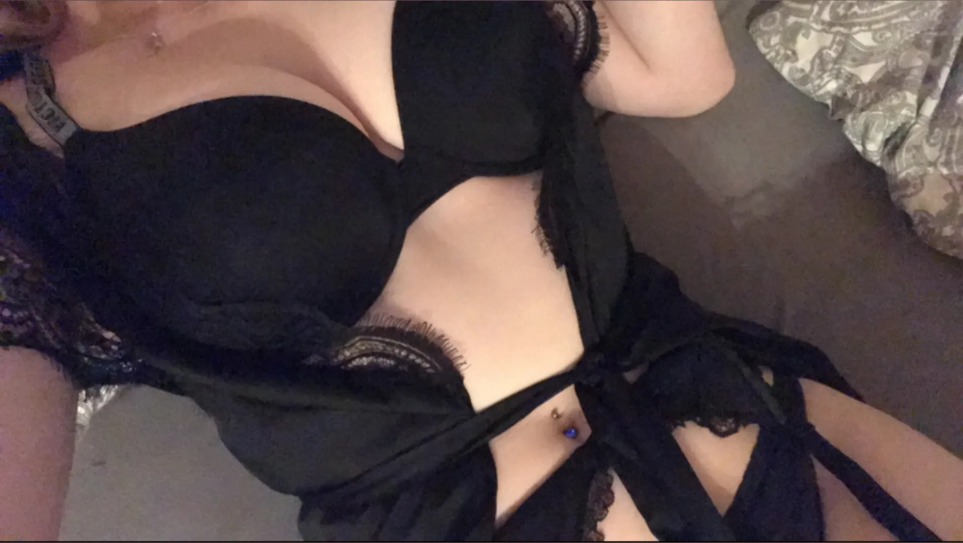SunnyBlair OnlyFans header