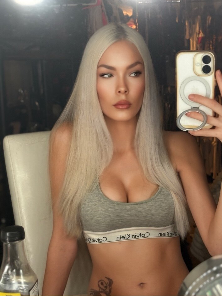 Kylie Sinner OnlyFans header